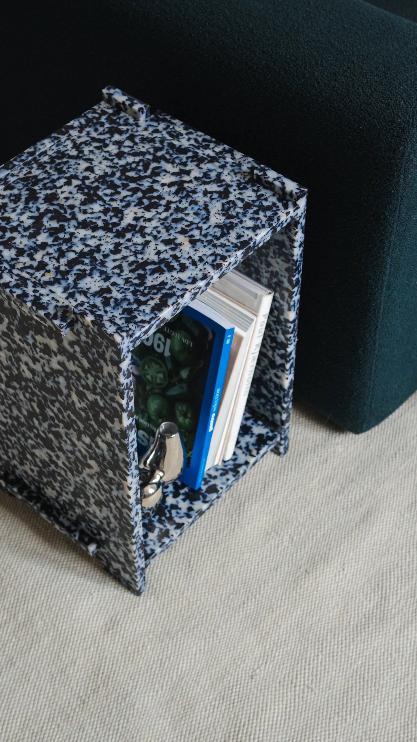 Beistelltisch Assembly – Recycled