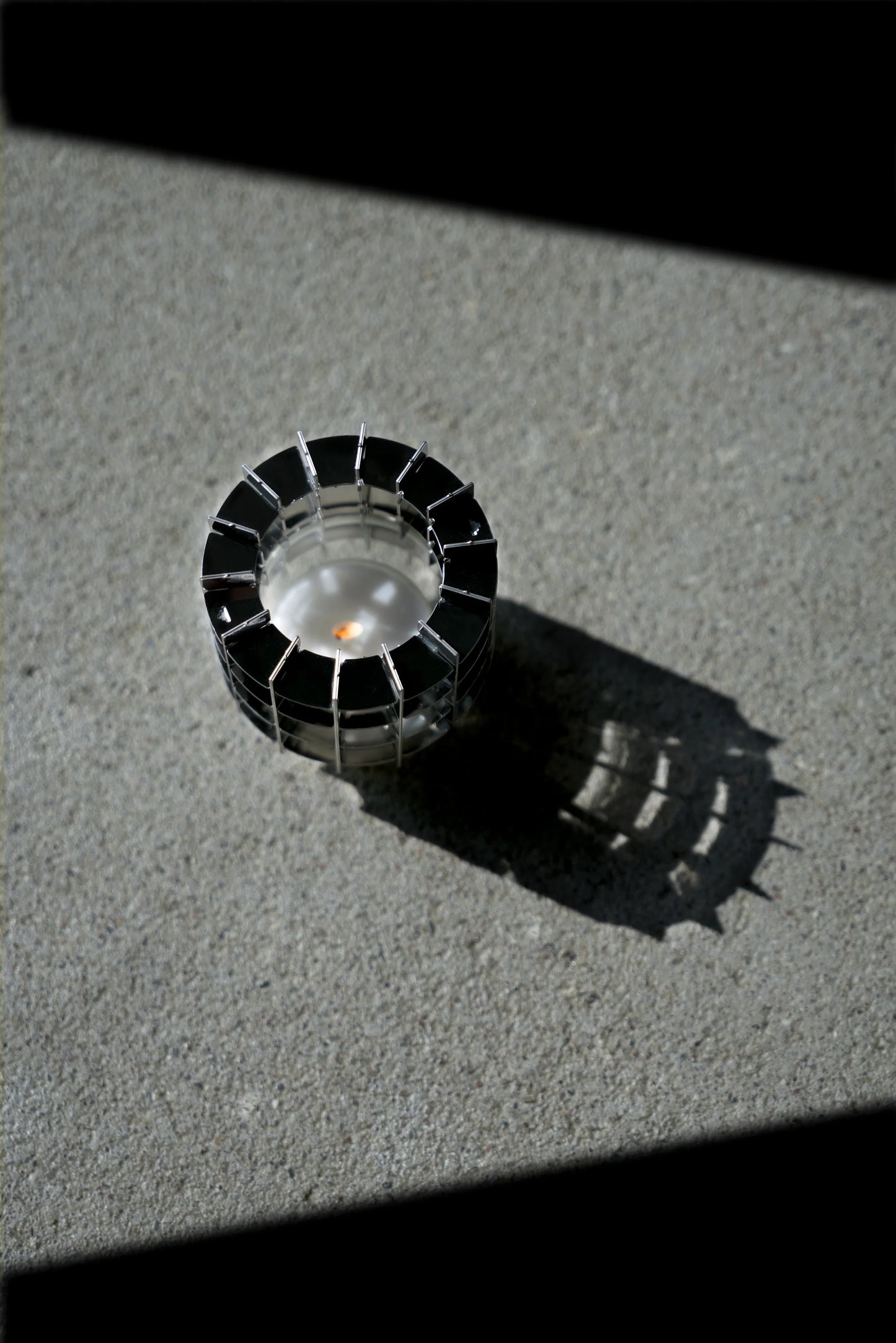 GRAVITY Teelichthalter