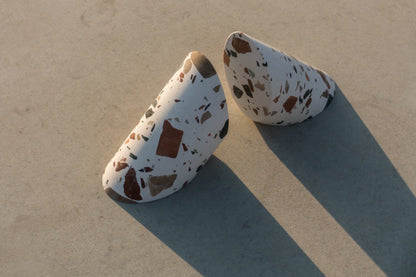 Buchstütze Terrazzo