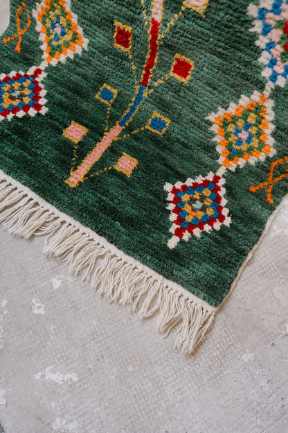 Teppich Bergama Tülü – Emerald Vine