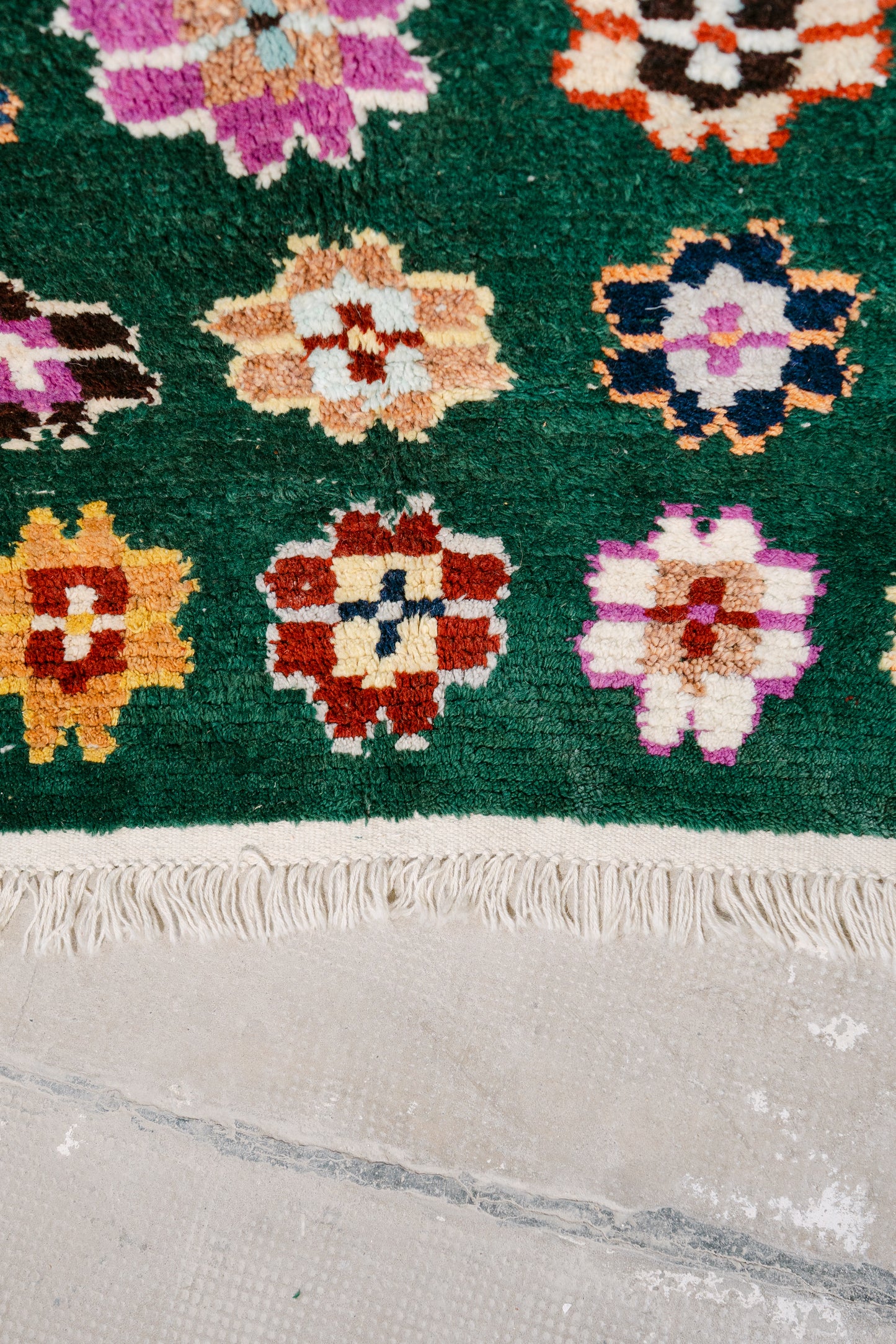 Teppich Bergama Tülü – Mosaic Flowers